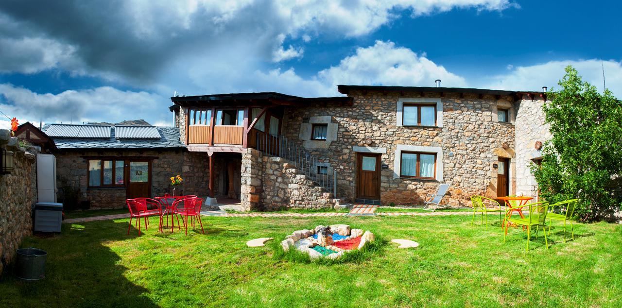 Casas Rurales Entre Babia Y La Luna Villafeliz エクステリア 写真
